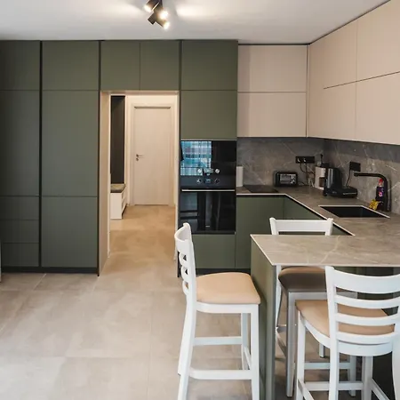 Apartment Aria 3 *
